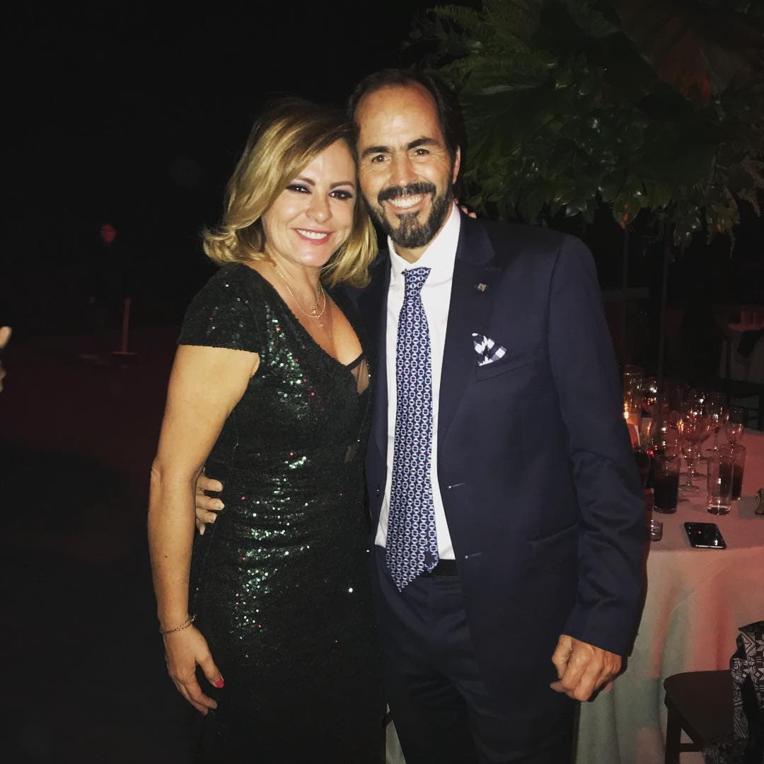 A pesar de ser muy reservada con su vida privada, se sabe que Roxana Castellanos tiene una relación desde hace algunos años con Luis Garrido.