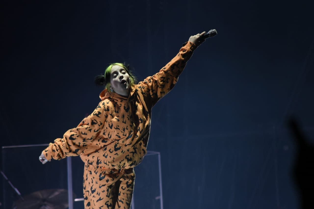 Billie Eilish muestra la casa en la que creció y donde grabó su disco nominado al Grammy