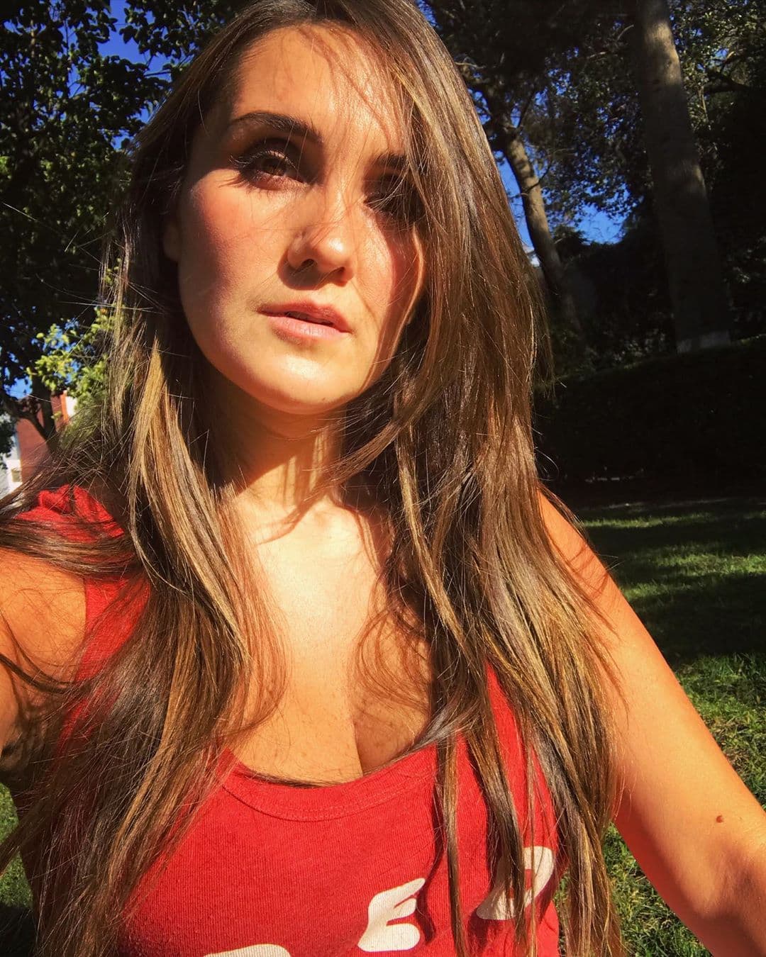 Casi dos semanas después, Dulce María compartió con sus ‘guerreros’, como llama cariñosamente a sus fans, los malestares de sus primeros meses de gestación, detallando que hasta el sol le daba asco.