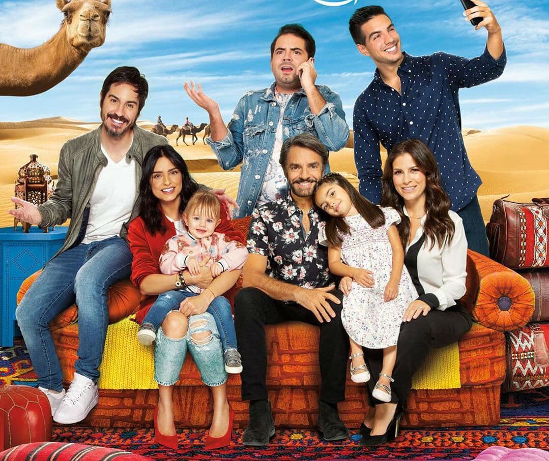 Eugenio Derbez reúne por primera vez a toda su familia y protagonizan histórica foto