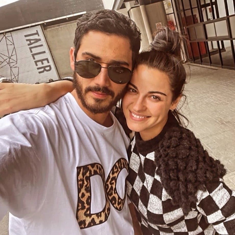 Los actores formaron pareja en 'Oscuro deseo'.