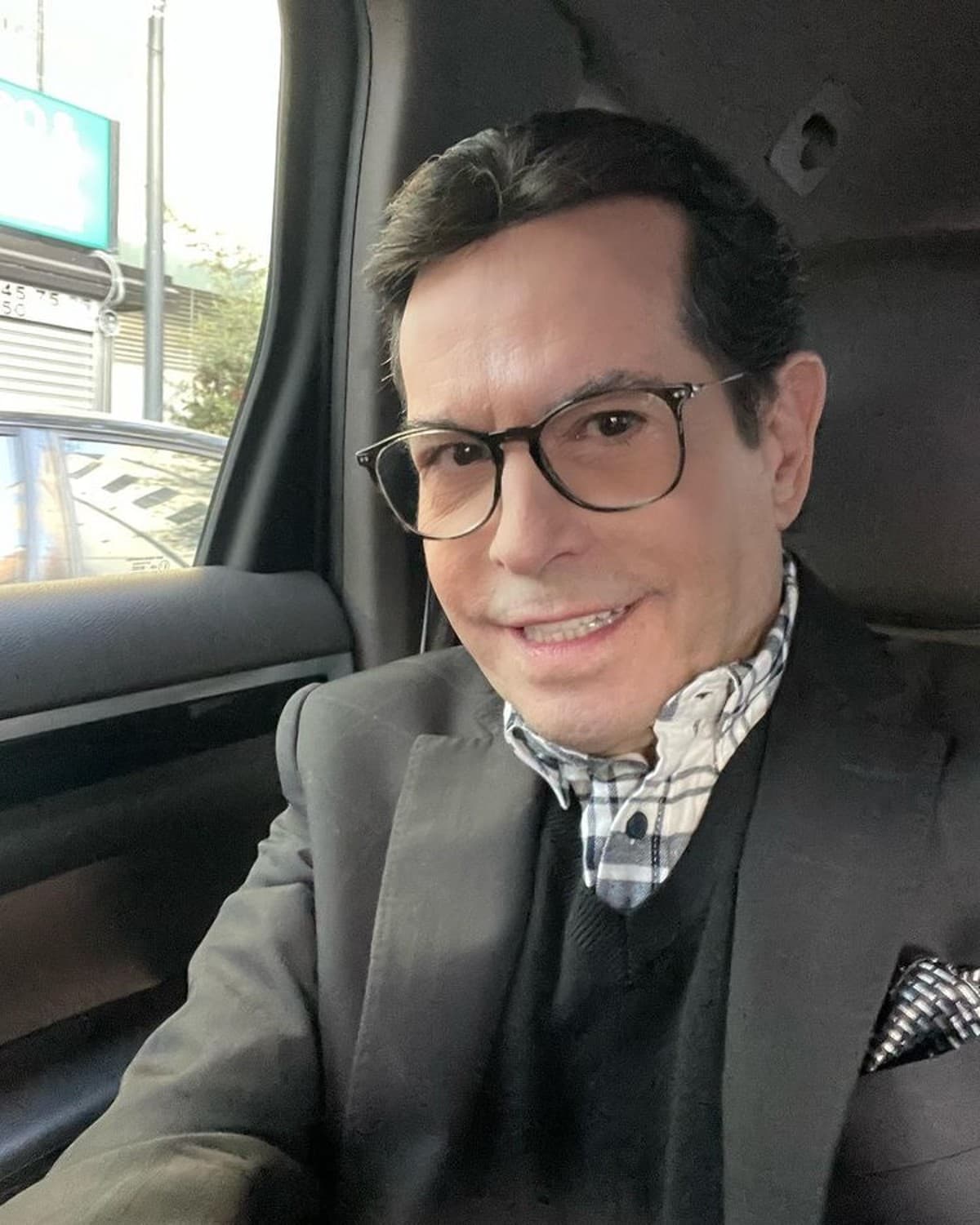 Pepillo Origel está de luto; revela que perdió a tres familiares en una semana.