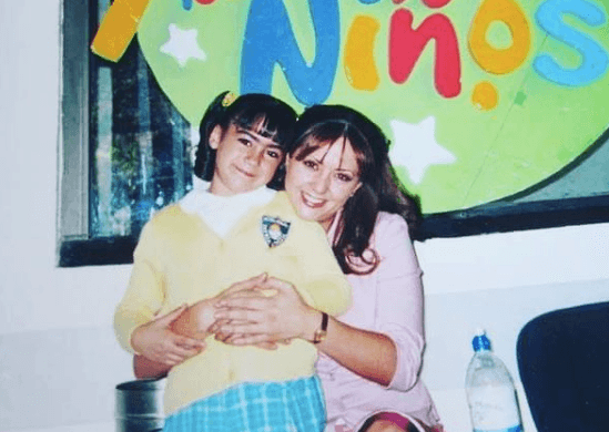 En el papel de 'Brisa', Nicole Durazo cautivó al público con su personalidad tierna y sensible.