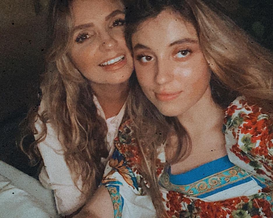 Hija menor de Angélica Rivera luce irreconocible con drástica transformación y así reacciona su mamá