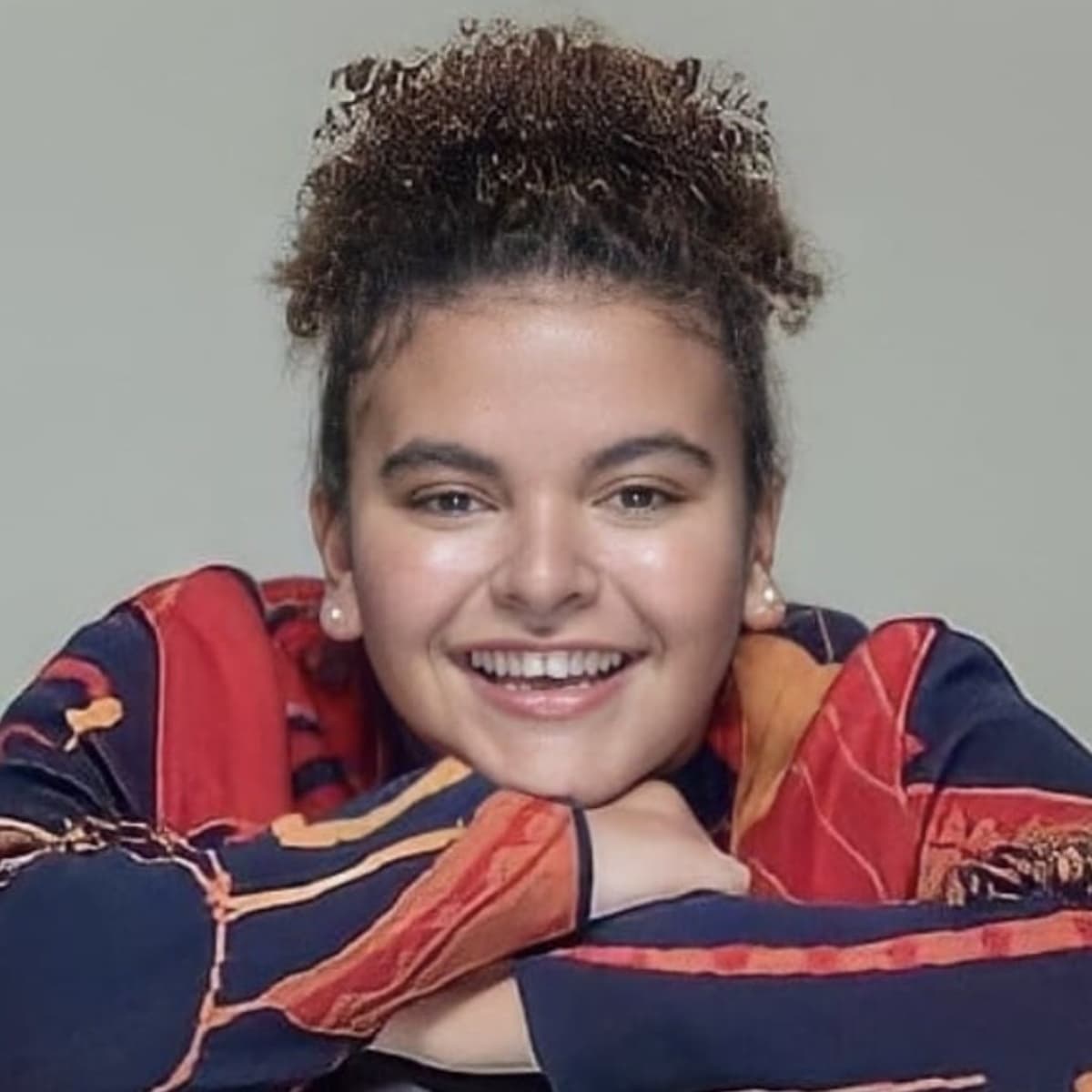 Lucerito Mijares: filtran foto con sus primas, le roban la atención