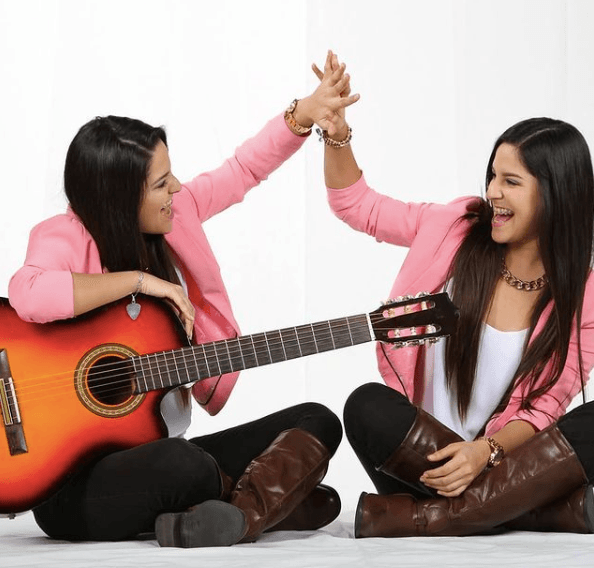 Las gemelas Lizbeth y Lizeth González conquistaron al público mexicano en la cuarta temporada de 'La Voz... México' en 2014, con su gran talento y armonía al cantar.