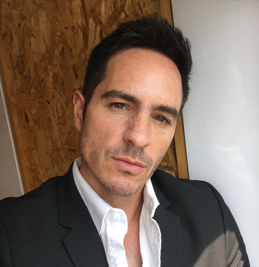 Mauricio Ochmann sorprende al exhibir su six pack como nunca antes y divide opiniones