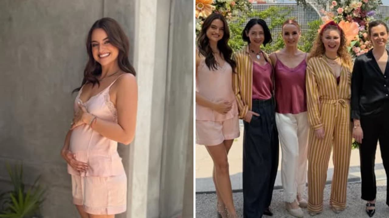 Alix Aspe presume su pancita de embarazo.