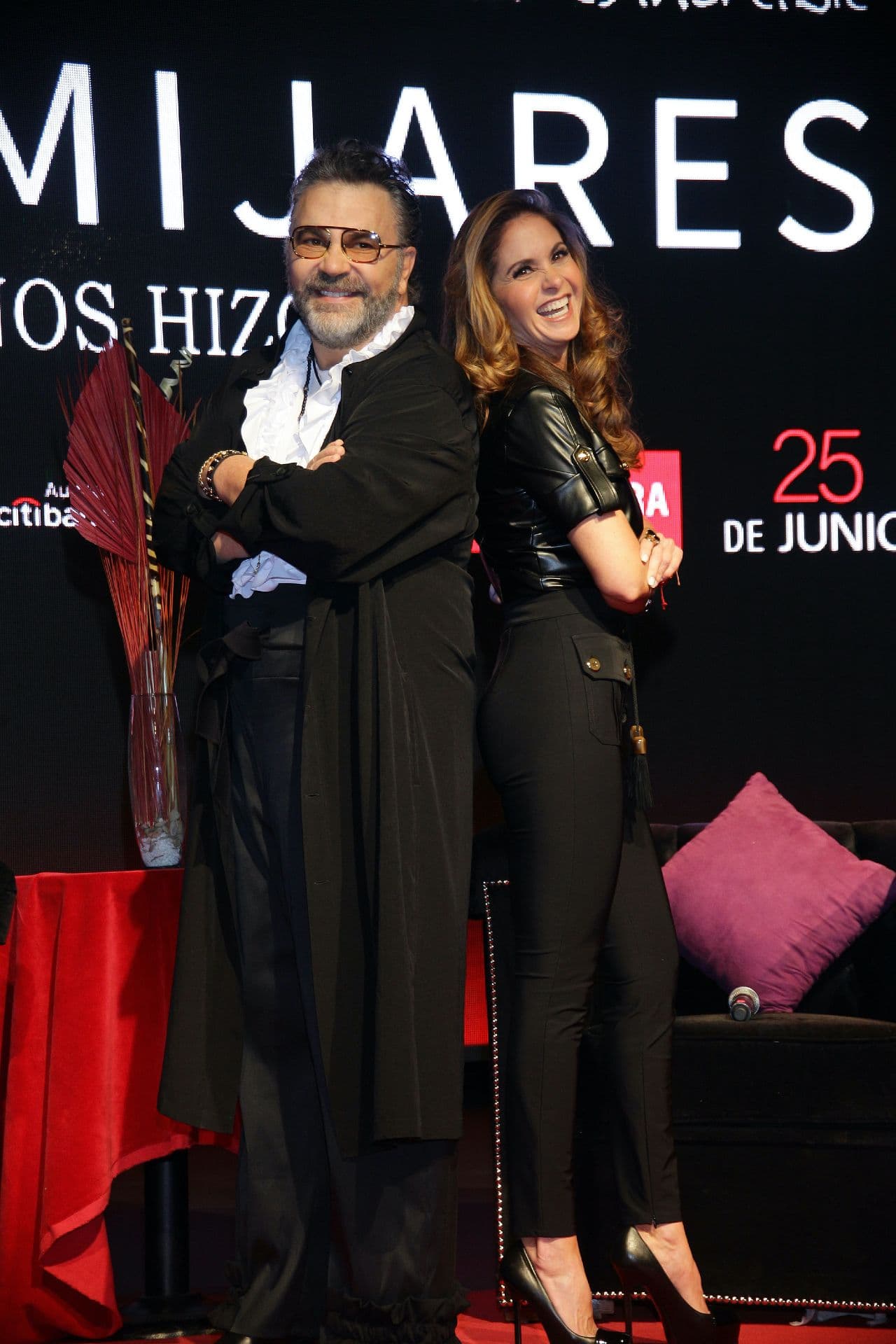 Mijares confiesa, frente a Lucero, por qué se divorció; ella reacciona