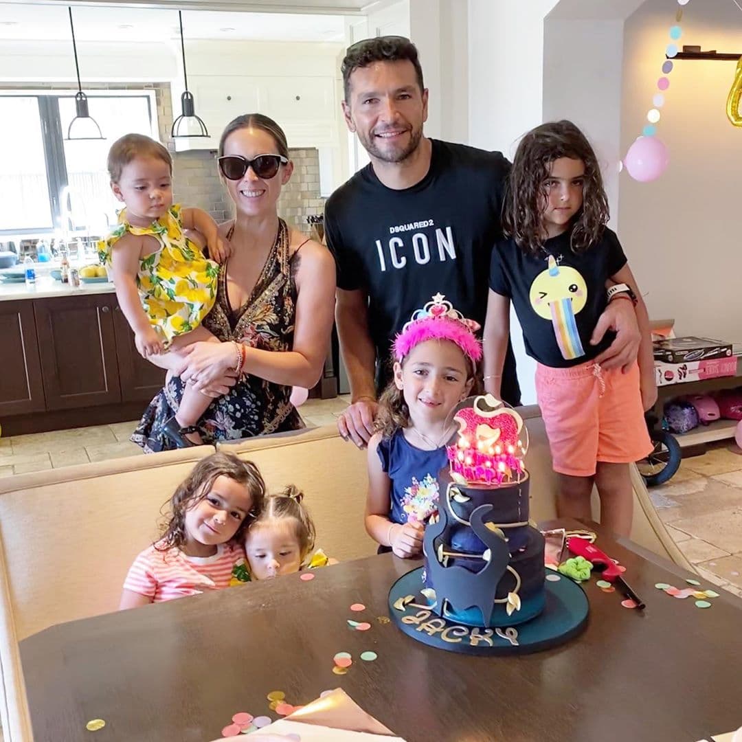 '¡Por fin juntas!': Así fue el reencuentro de Jacky Bracamontes con su cinco hijas