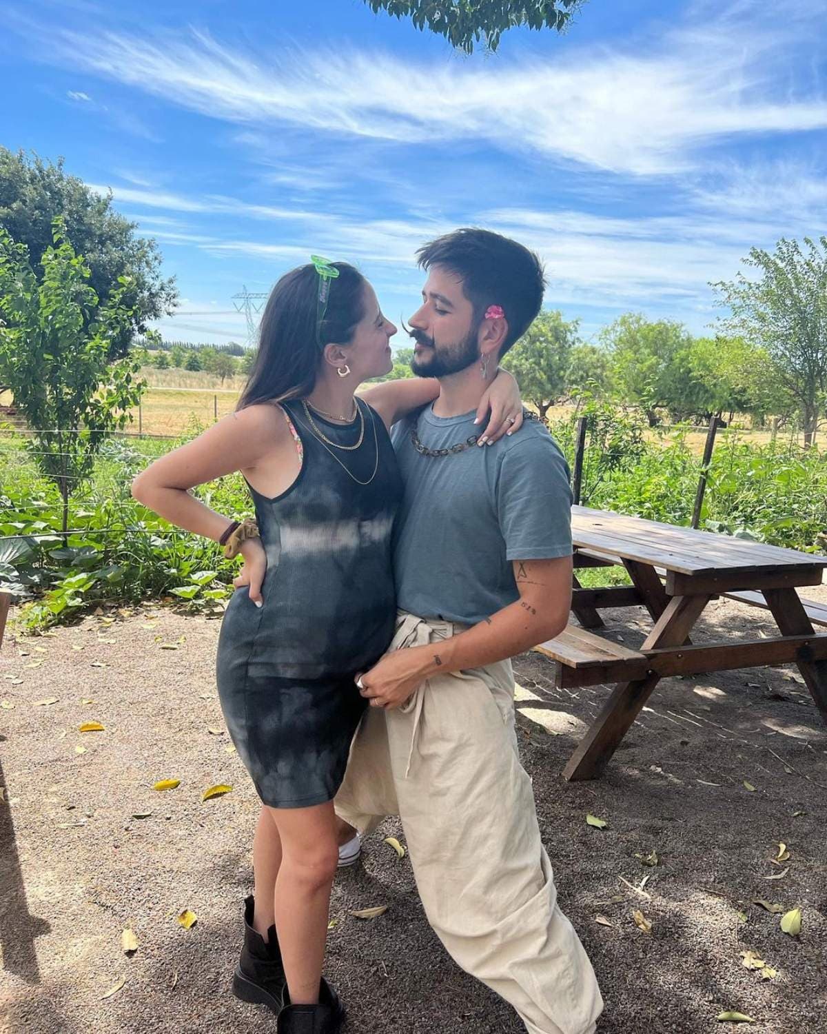 Evaluna: la comparan con exnovia de Camilo por esta foto