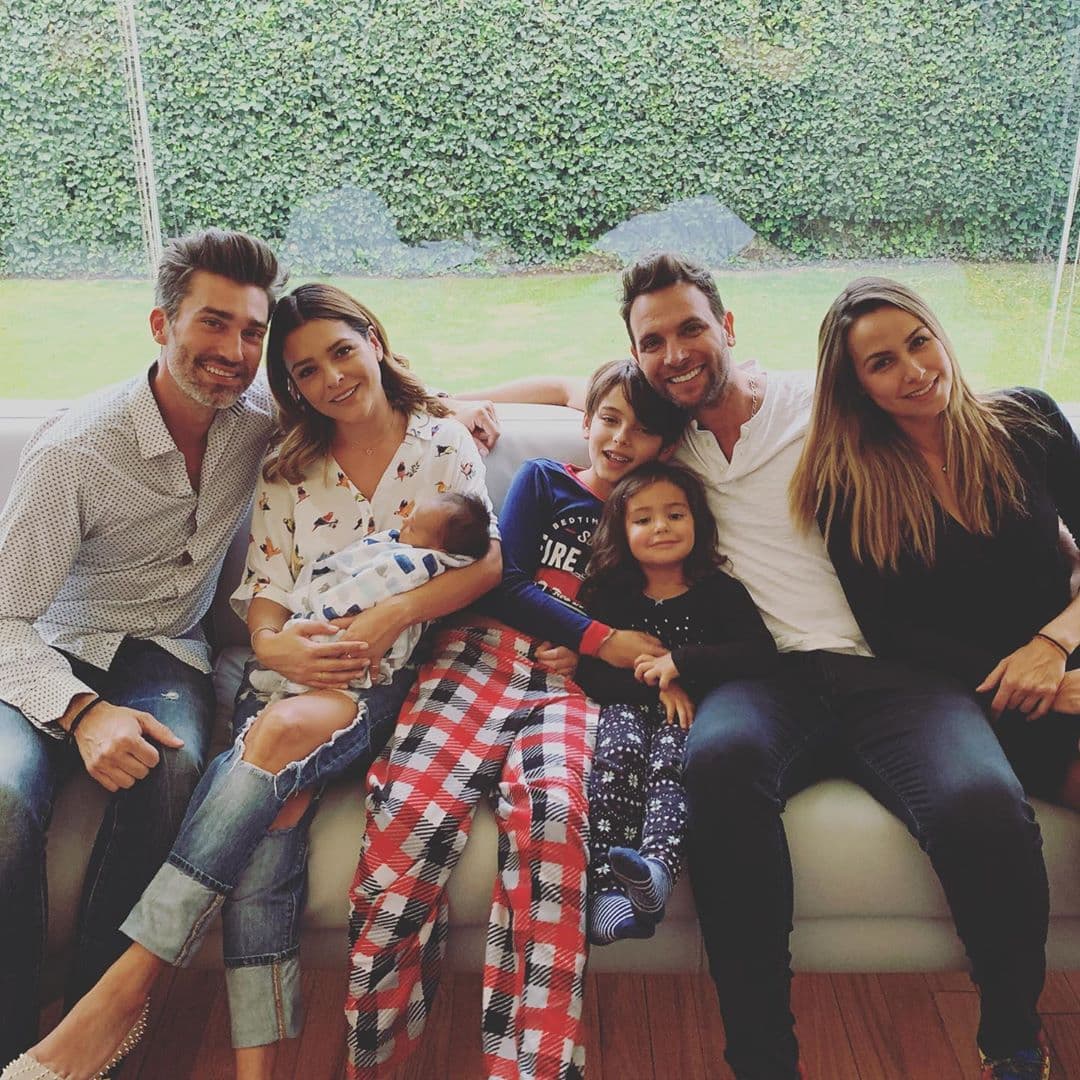 Grettell Valdez y Patricio Borghetti han confesado que, luego de su divorcio, vivieron momentos muy duros pero el tiempo logró curarlo todo y ahora mantienen una excelente relación. Junto a sus parejas actuales se reúnen y conviven como buenos amigos. Además, se organizan para que su hijo, Santino, pase tiempo de calidad con ambos.