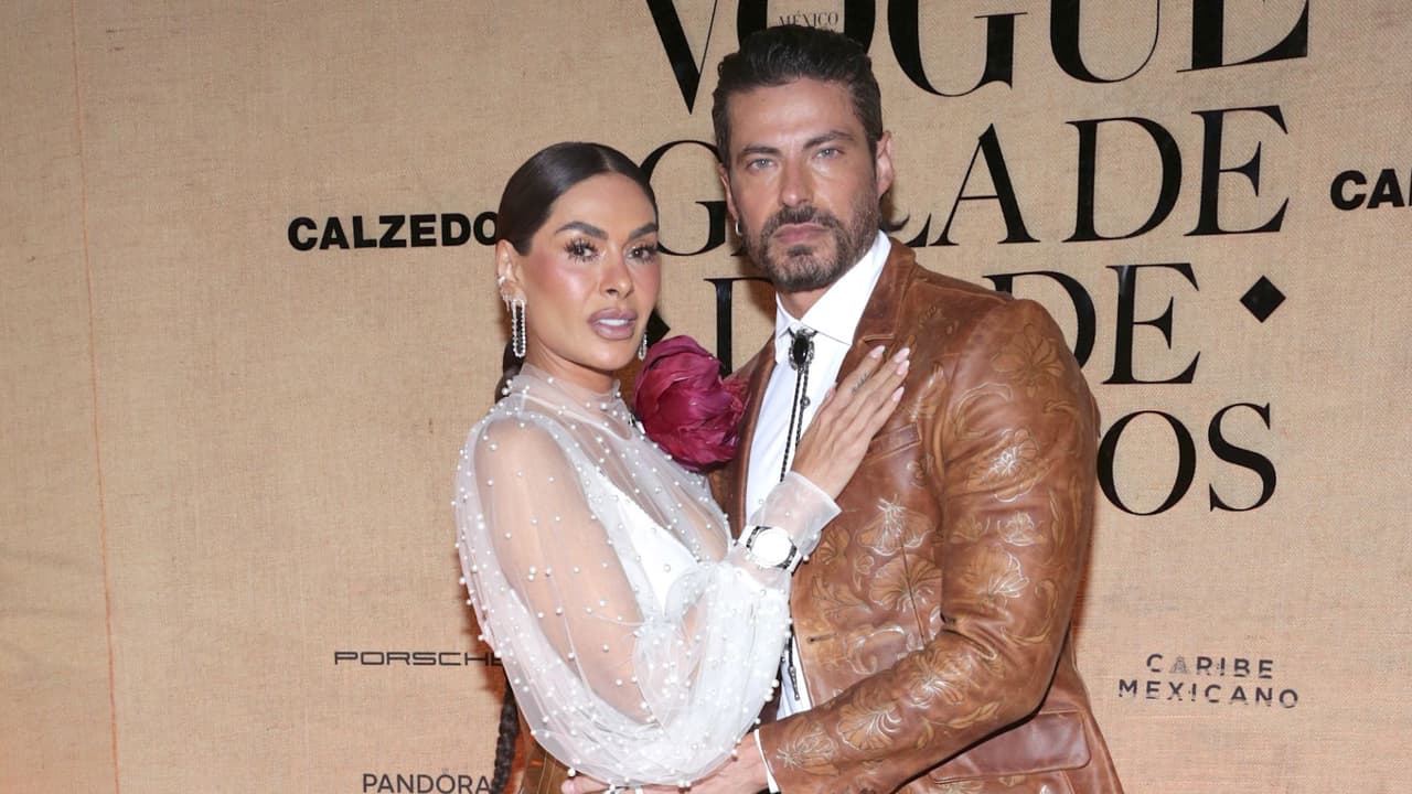 Galilea Montijo junto a su novio Isaac Moreno