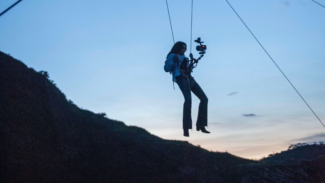 Aquí puedes ver a la actriz muy profesional grabando la impactante escena