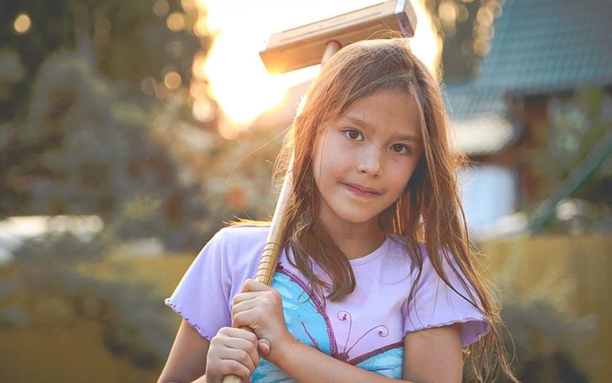 “Feliz cumple Chapis” y “Mi primera maestra en esta aventura llamada ‘ser papá’ Nov 2, 2005”, detalló el productor.