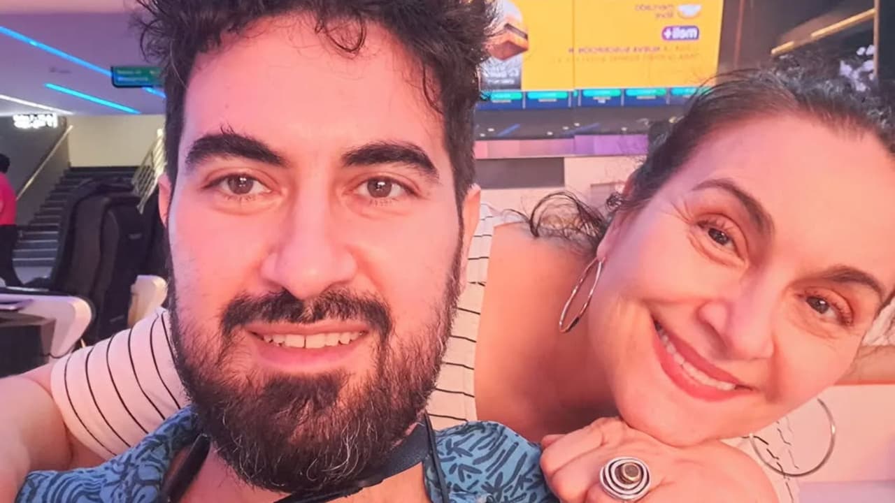 Famosa actriz de telenovelas reporta a su hijo como desaparecido y lo encuentran en trágicas circunstancias: está destrozada