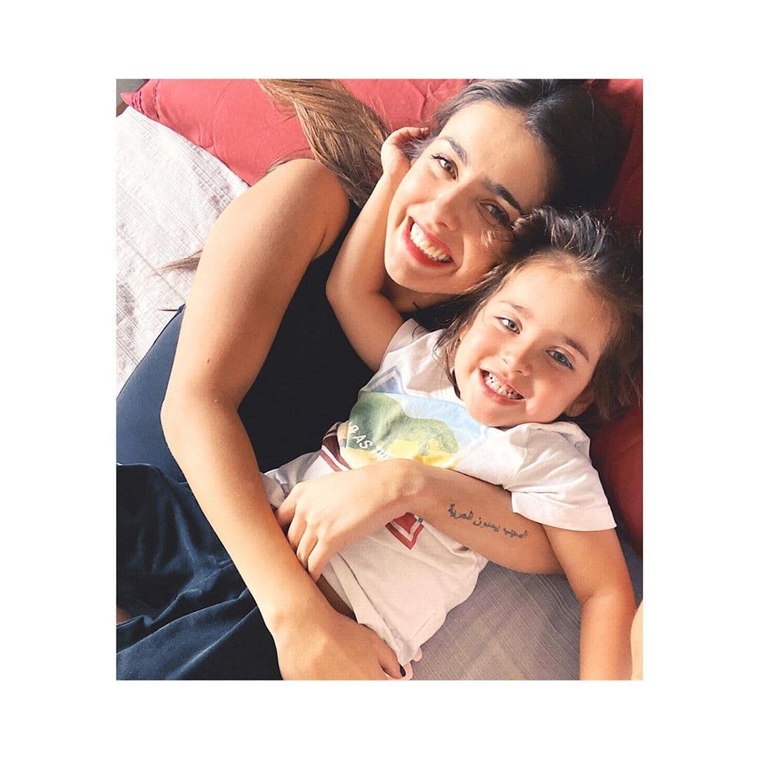 Michelle Renaud compartió con sus 3.3 millones de seguidores algunas de las actividades que realiza con su hijo Marcelo durante la cuarentena, destacando que el ejercicio y la pintura son las favoritas del pequeño.