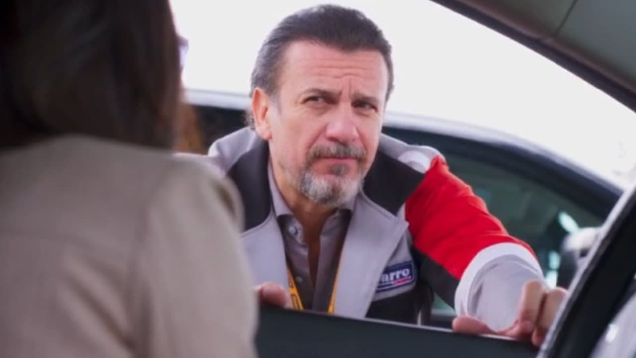 Facundo quiere conquistar a 'Consuelo'.