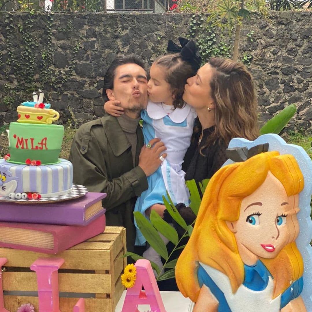 Este fin de semana, Sergio Mayer Mori y Natalia Subtil demostraron la gran relación que llevan pese a estar separados y en conjunto celebraron el cumpleaños número 4 de su hija Mila. La expareja compartió en redes sociales algunos detalles de la tremenda fiesta temática que organizaron.