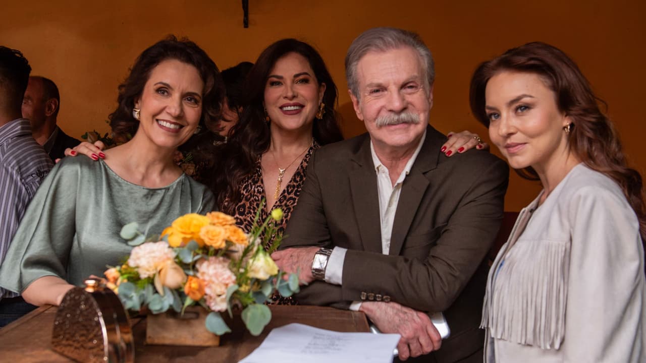 La actriz compartió momentos con parte del elenco, como Verónica Merchant, Arleth Terán y Alejandro Tommasi