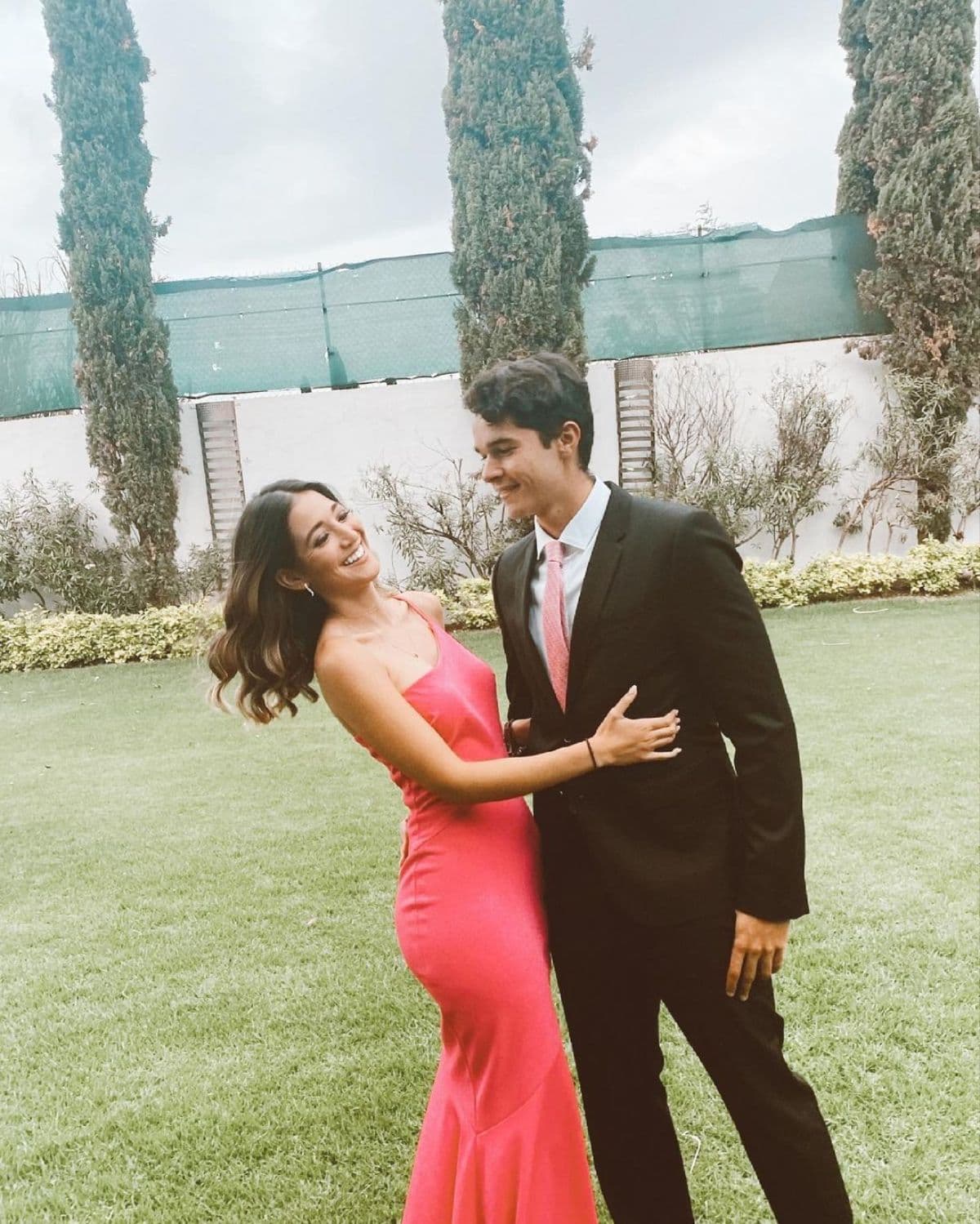 Desde ese momento, tanto Roberto Miguel como Zaire Renata no dejaron de gritar su amor, intercambiando palabras de amor y emojis en forma de corazón, estrellas y caritas con ojos de corazón.