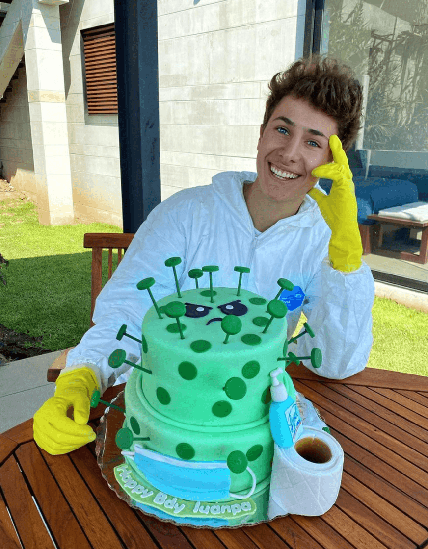Juanpa Zurita festeja su cumpleaños entre felicitaciones y críticas