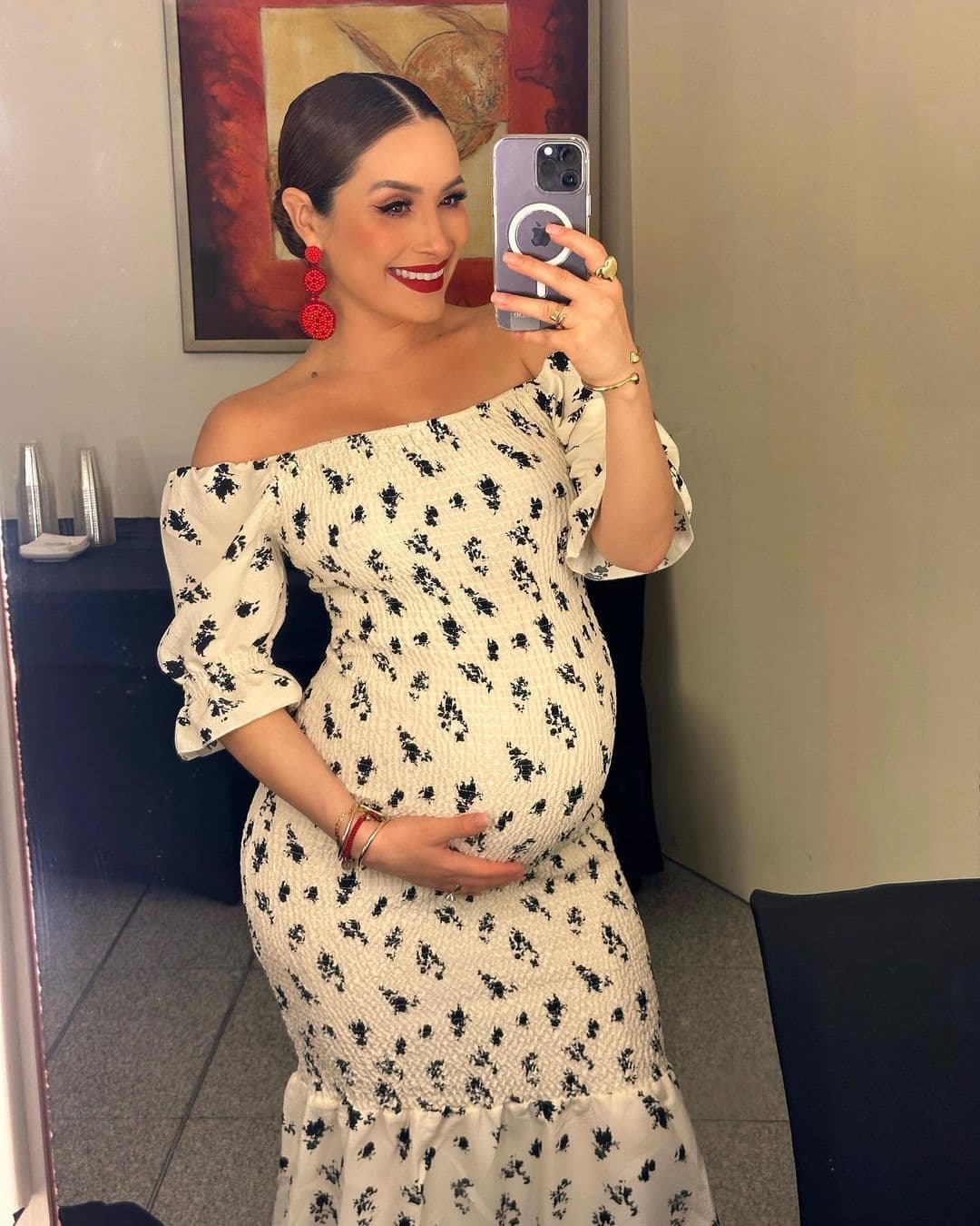 Cynthia Rodríguez presume la recta final de su embarazo