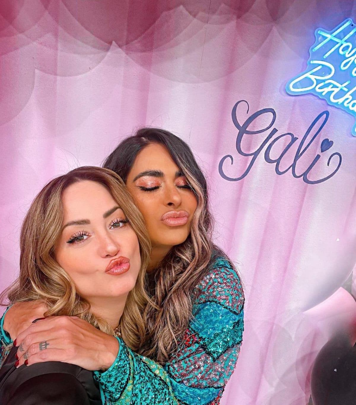 Galilea Montijo celebra su cumpleaños con tremenda fiesta: Andrea Legarreta la sorprende así