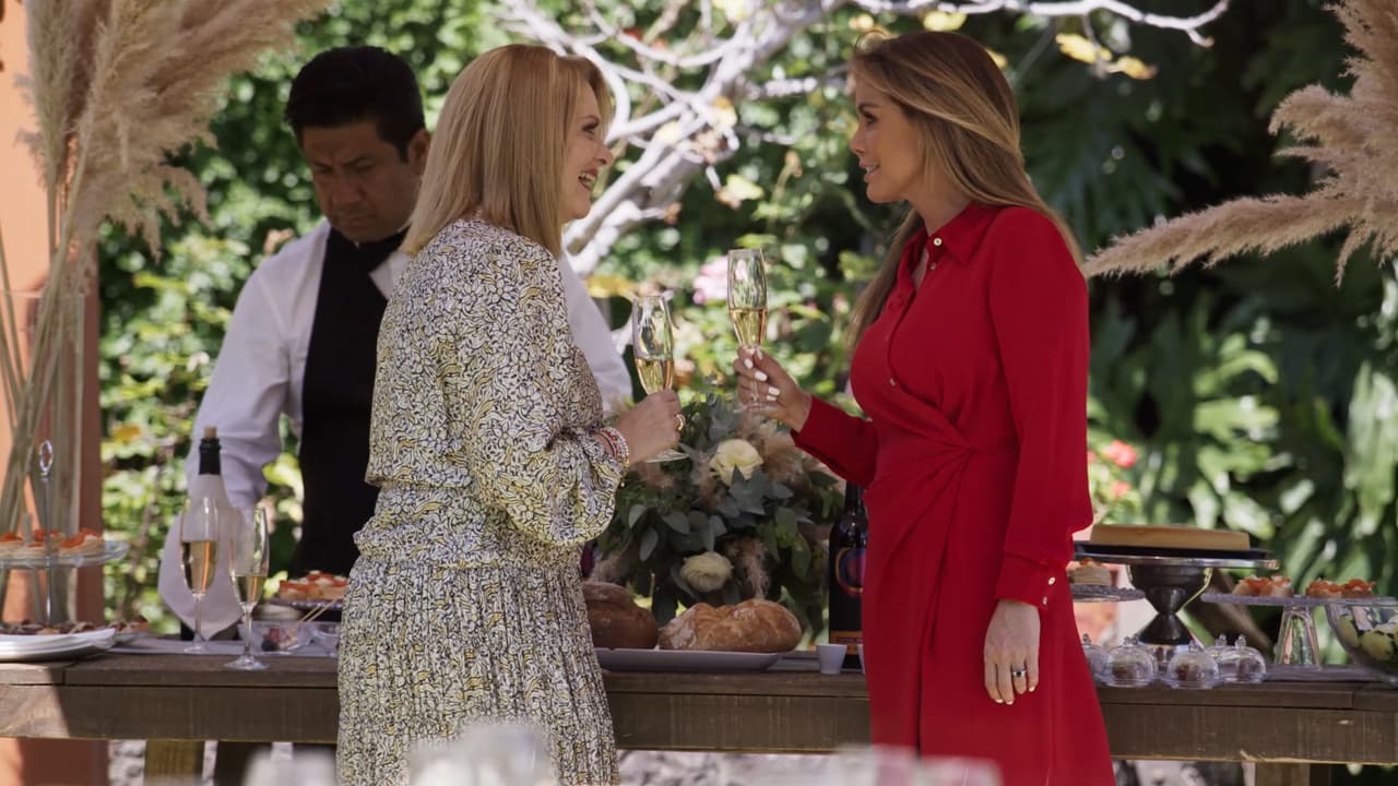 En 'Perdona Nuestros Pecados', Ángela y Estela son grandes amigas y su mayor sueño es emparentar.