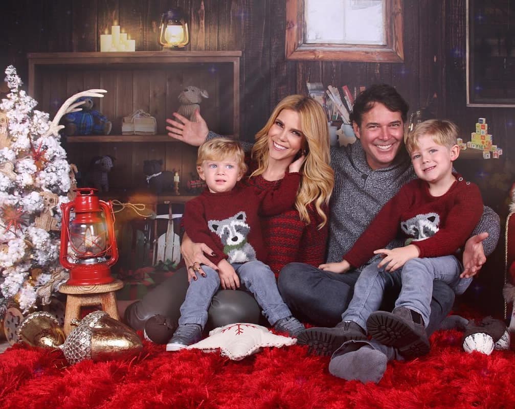 Rodrigo Mejía murió este 12 de febrero a los 45 años tras pasar varios días hospitalizado por complicarse su estado de salud por el coronavirus. El actor no solo tuvo una exitosa carrera como actor, también vivió pleno y feliz junto a su esposa e hijos.