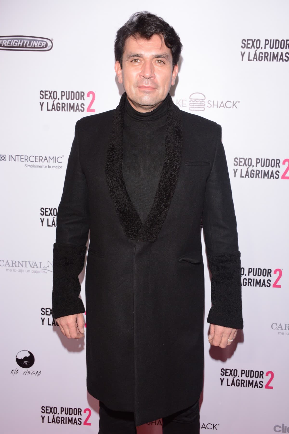 Hijos mayores de Jorge Salinas aparecen juntos en nueva foto y son igualitos al actor