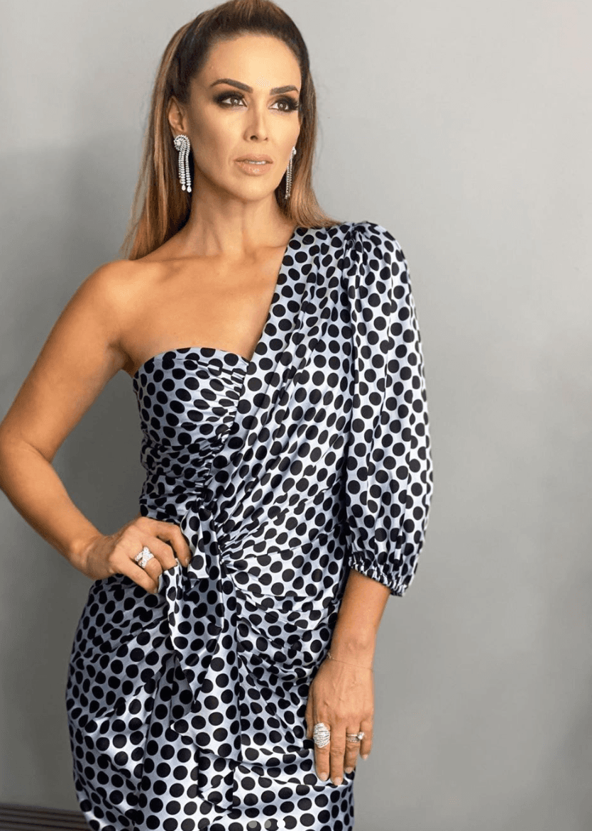 Jacky Bracamontes impacta al posar en bikini, tras haber sido mamá de cinco