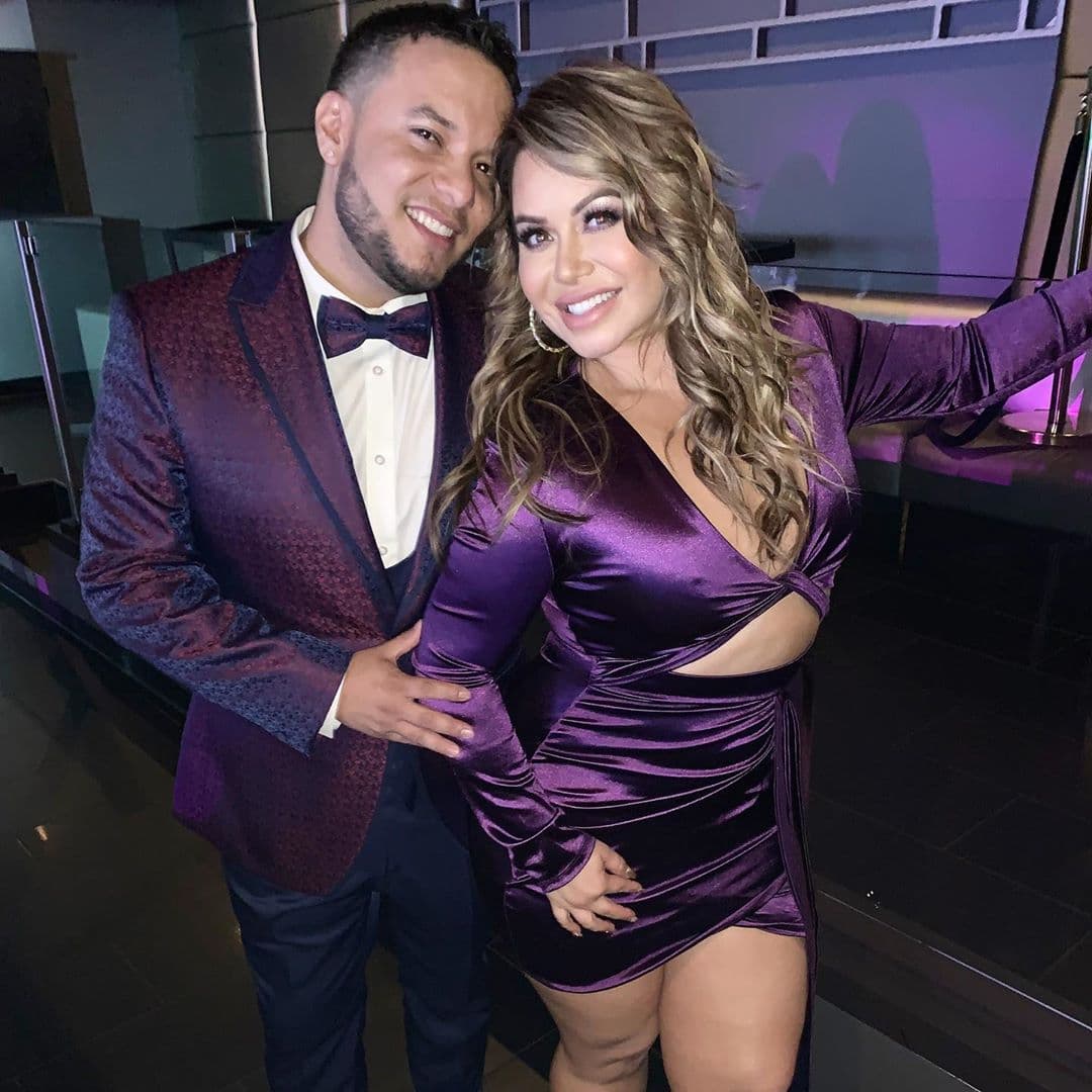 Lorenzo Méndez comparte foto de Chiquis Rivera en bikini durante su luna de miel