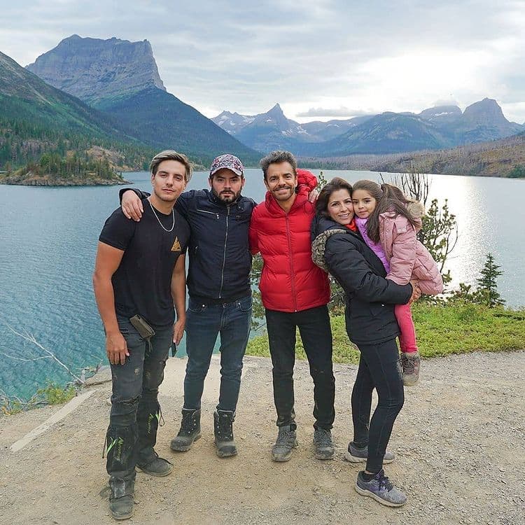 Vadhir Derbez rompe el silencio sobre supuesta separación de Eugenio Derbez y Alessandra Rosaldo