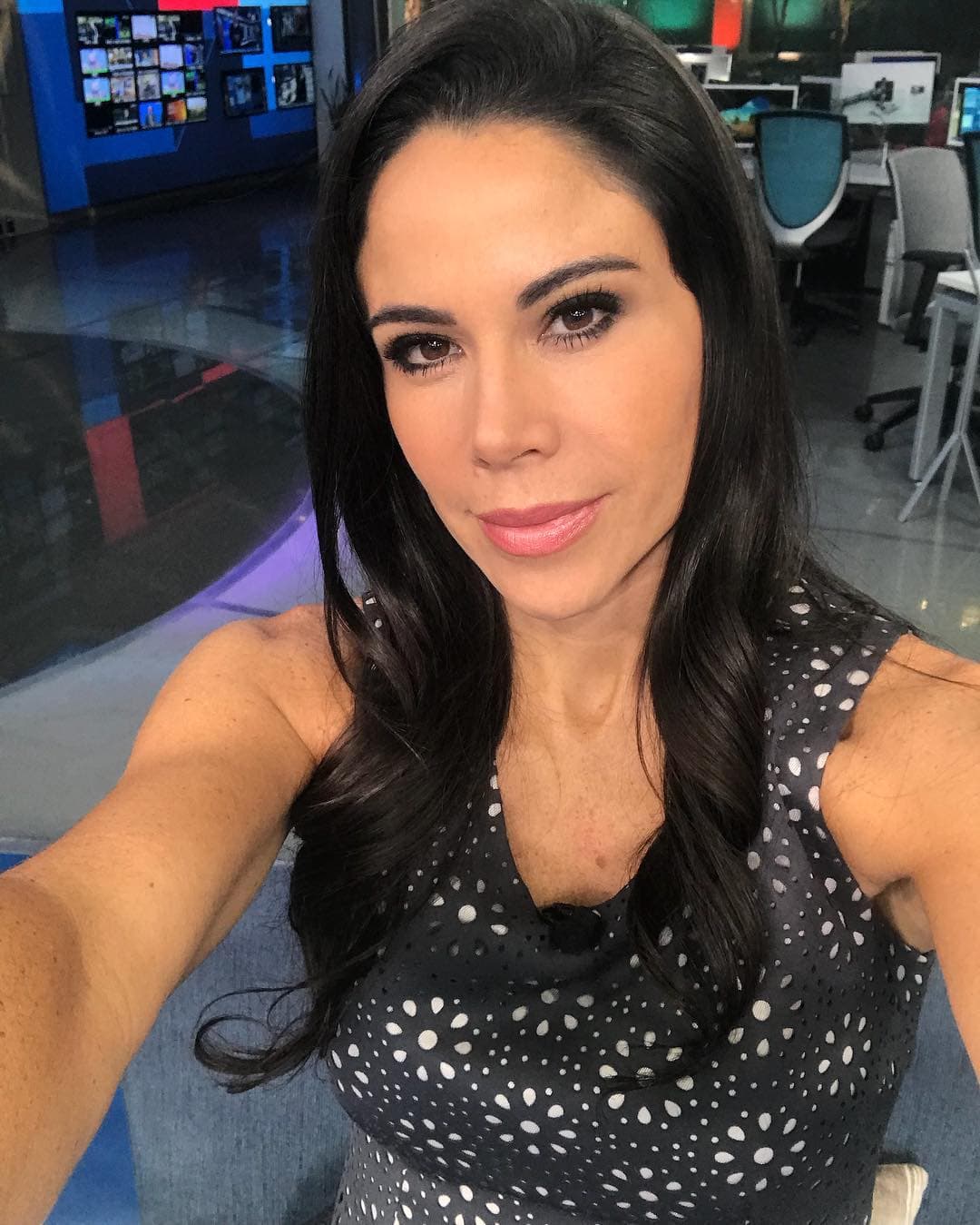 La conductora Paola Rojas apareció en bikini en Instagram