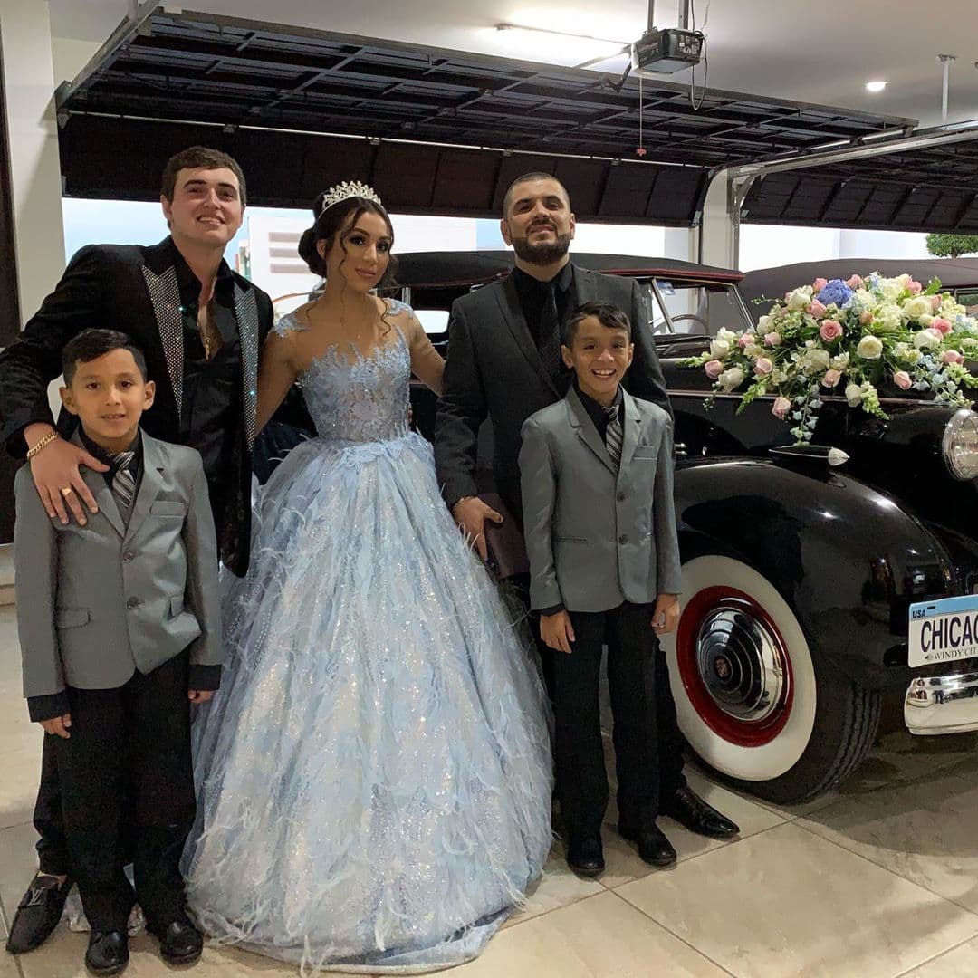 Además, la cumpleañera deleitó a todos sus invitados con un baile especial.