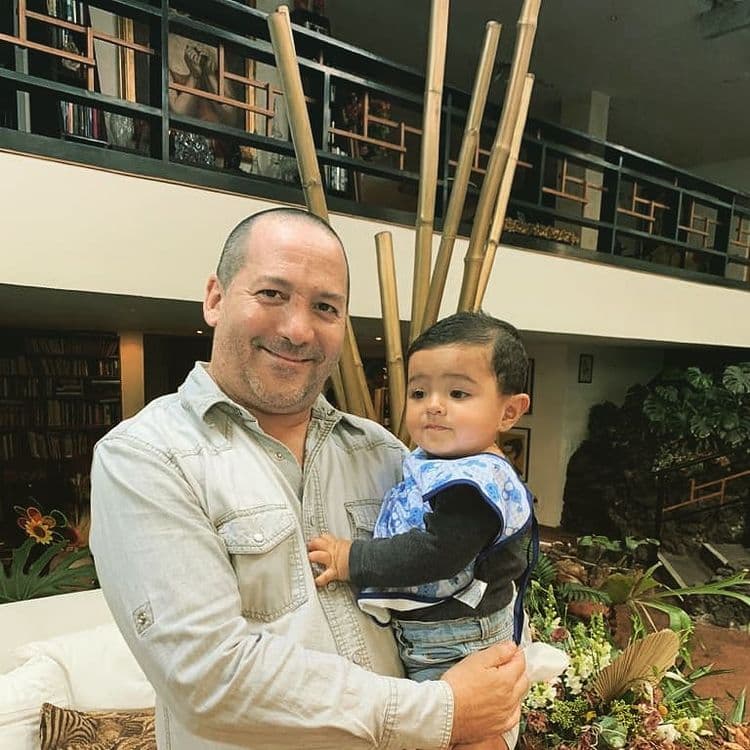 “Es una cuestión de riesgo para mí, para mi familia, para mi hijo, y no puedo permitir que estén poniendo en riesgo la seguridad de mi familia”, señaló a reporteros como Edén Dorantes.