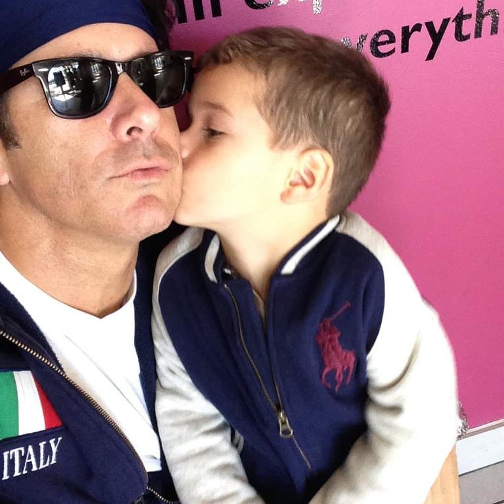 Fernando Carrillo exhibe malos tratos de su ex a su hijo y sentencia: “No hay dinero hasta verlo”