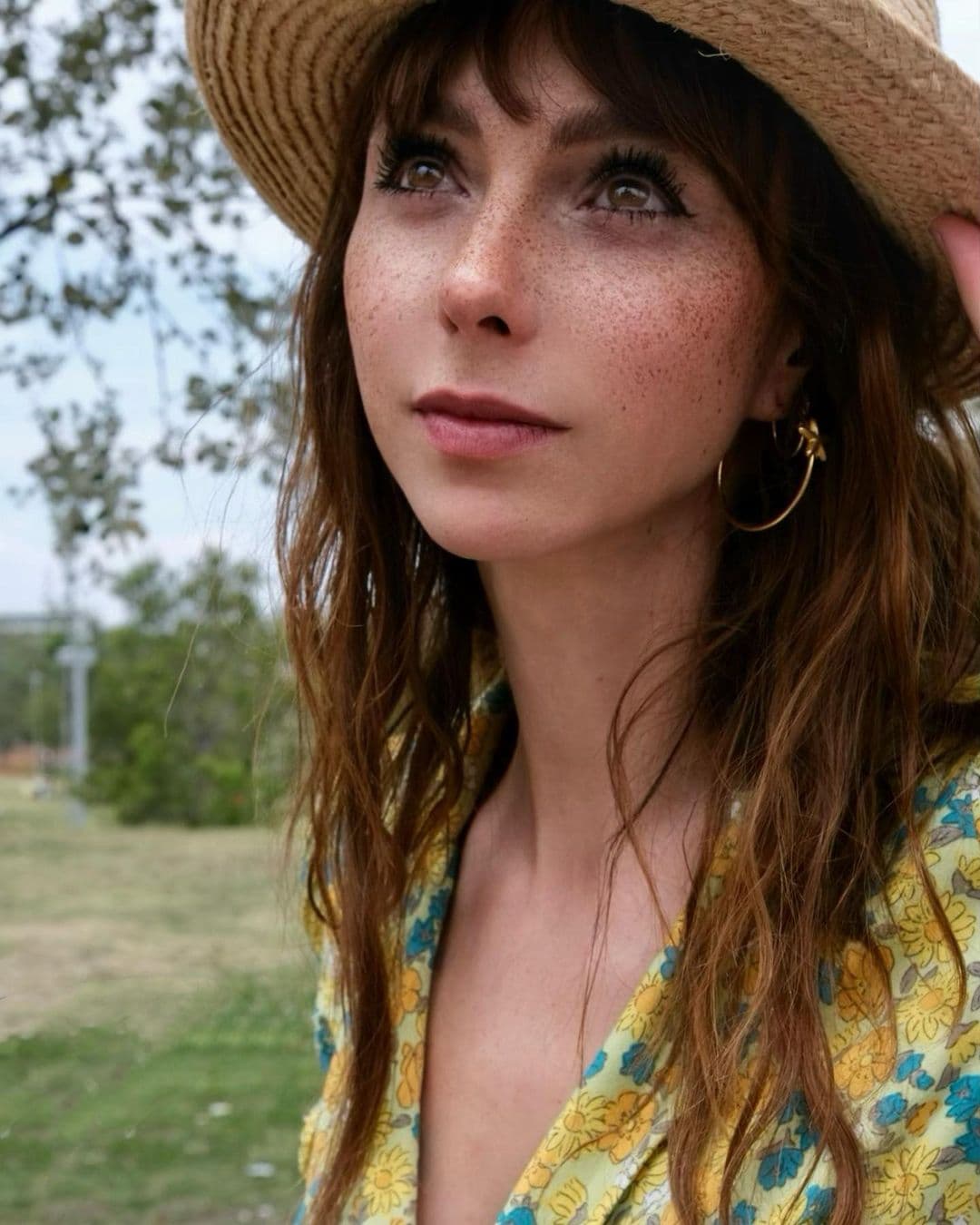 Natalia Téllez paraliza redes llevando el look de bra-top a otro nivel