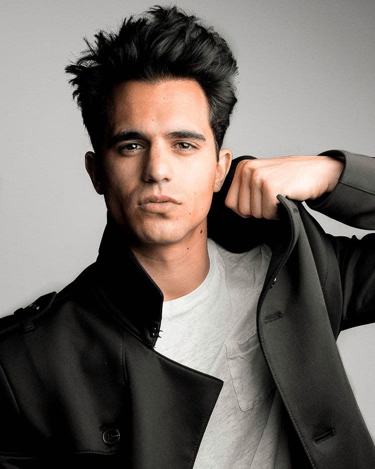 Luja Duhart cumple su más grande sueño en su regreso a la música con su primer concierto 'Cerca de ti'.