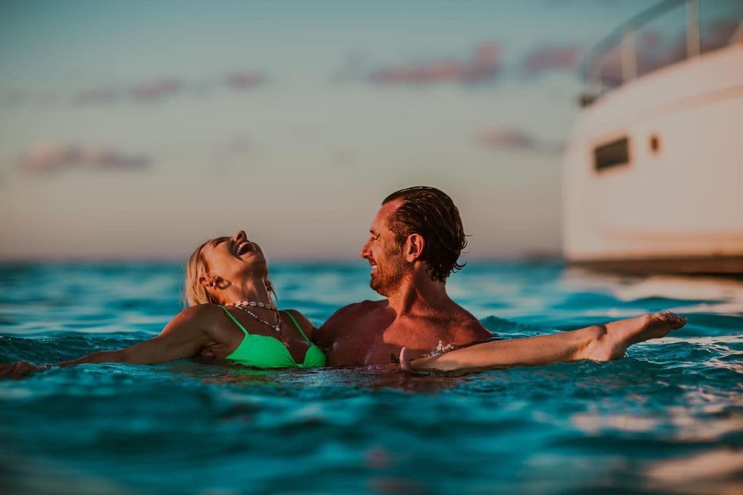 5 formas de mantener la chispa encendida como Gabriel Soto e Irina Baeva