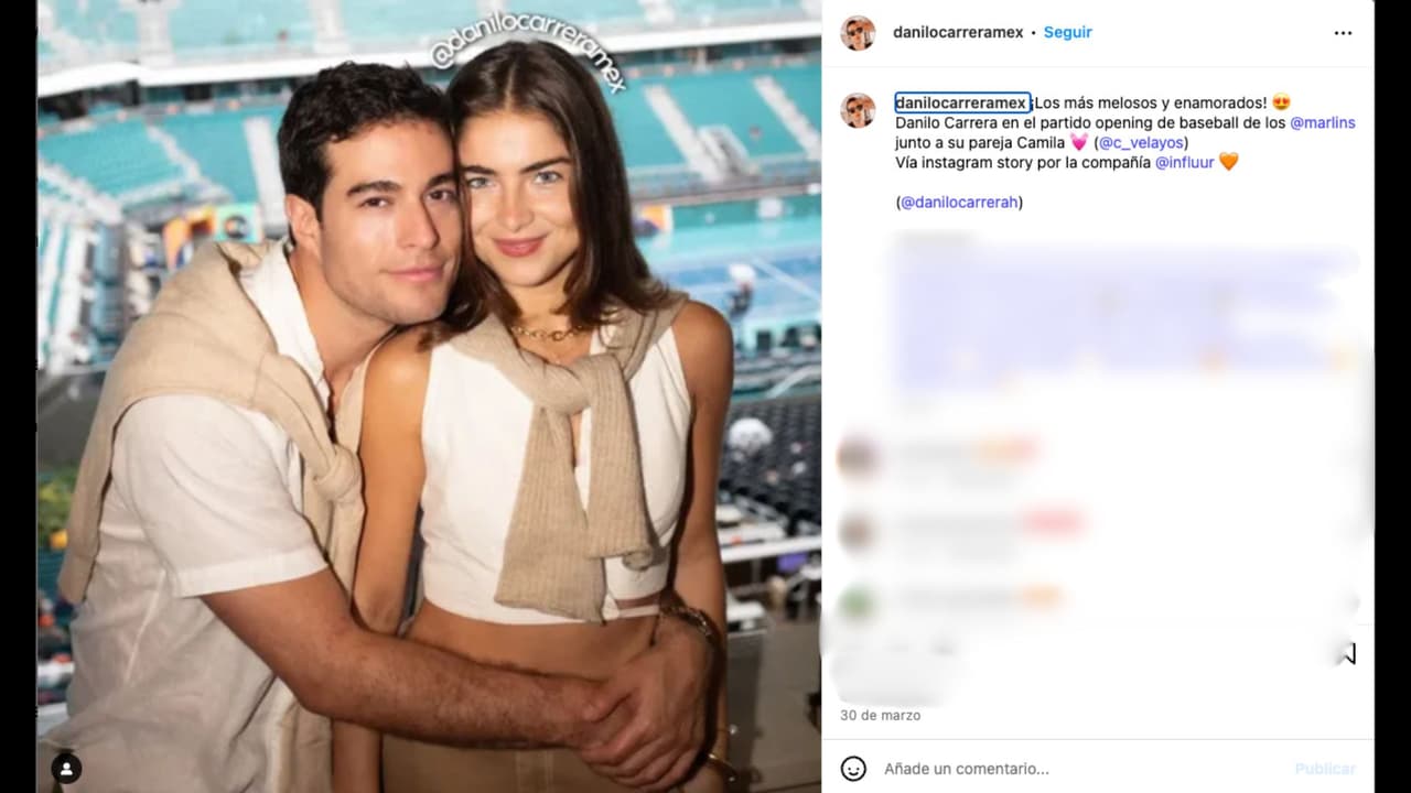 Danilo Carrera junto a su novia Camila Velayos