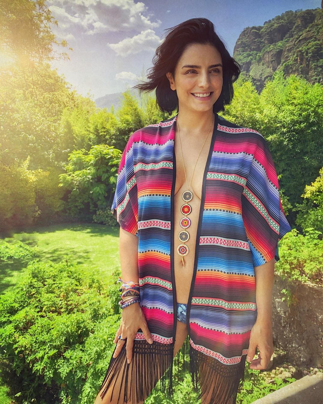 Aislinn Derbez presenta a su clon… ¡Y no es ningún Derbez!
