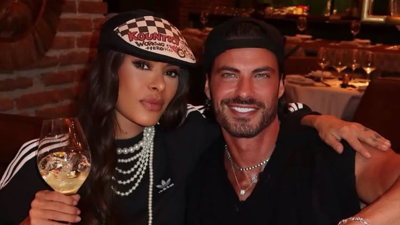 Galilea Montijo sorprende al publicar fotos con el hijo de Isaac Moreno, su novio; presumen el mismo look