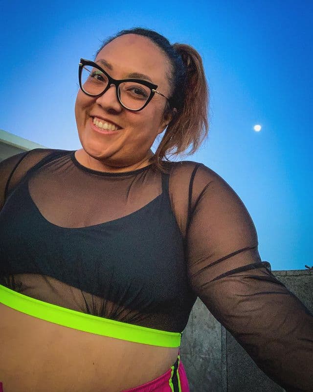 Michelle Rodríguez se deja ver en diminuto top y causa revuelo al mostrar ardua rutina de ejercicio