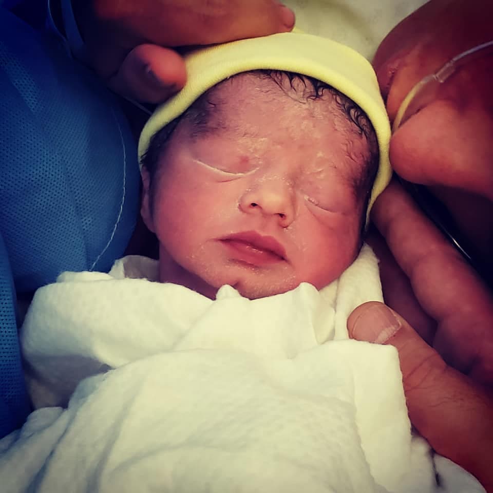 Apolo Alejandro nació el 30 de agosto de 2019 en la Ciudad de México, alrededor de las 9 de la mañana. El pequeño es fruto de la relación que Luis Enrique Guzmán y Mayela Laguna mantienen desde hace años.
