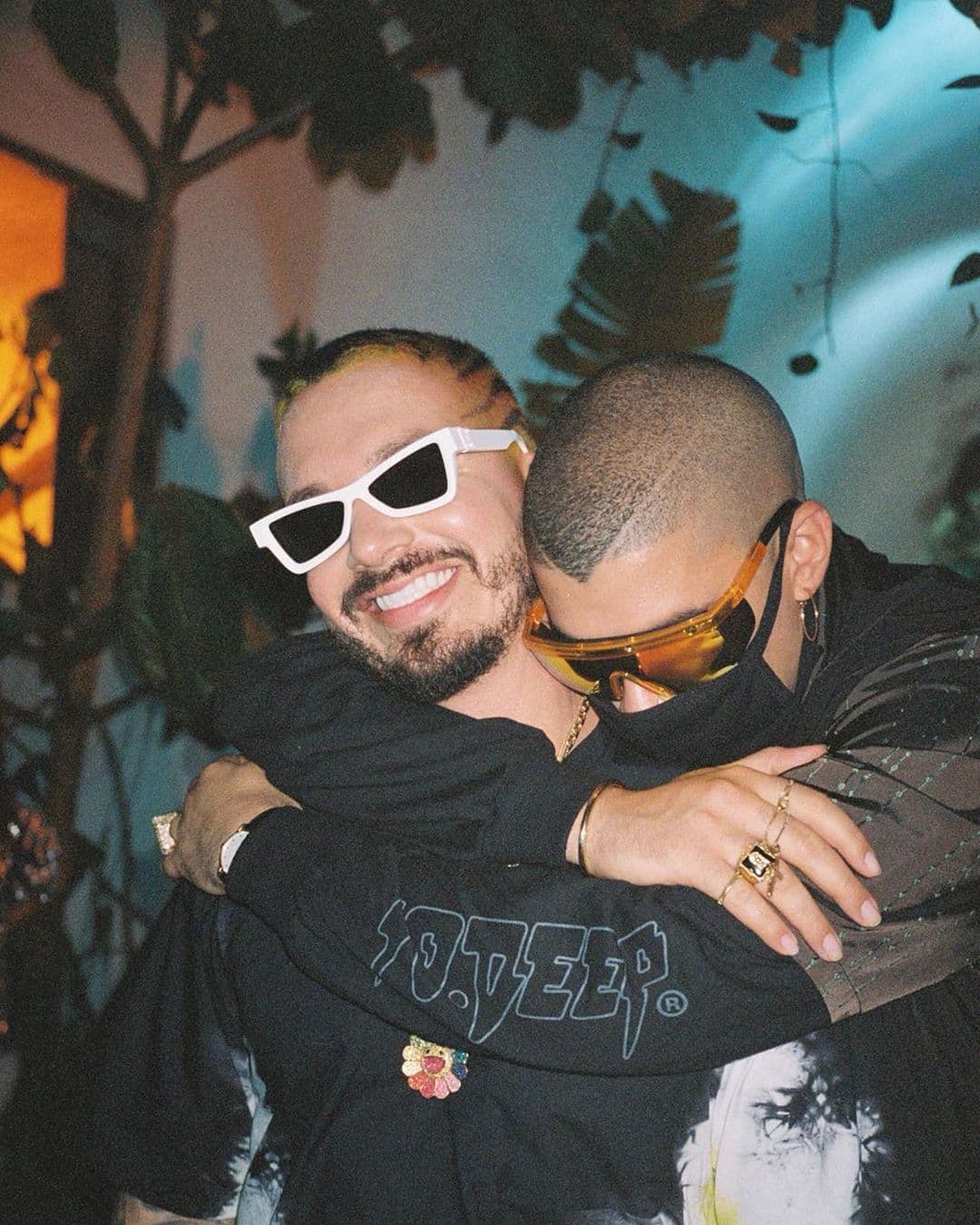 J Balvin y Bad Bunny serán los invitados sorpresa del Super Bowl, según la revista Billboard.