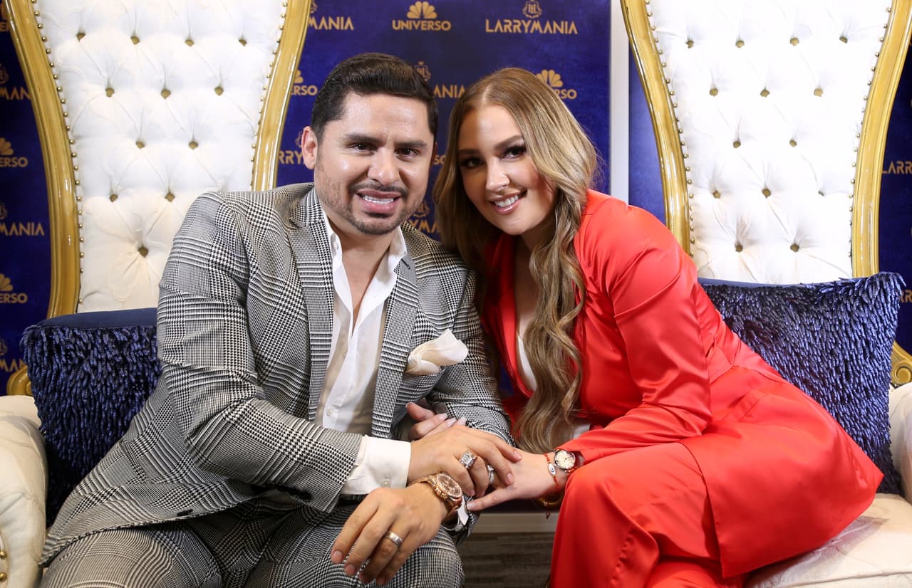 Ya nació Dalett, la hija de Larry Hernández y Kenia Ontiveros