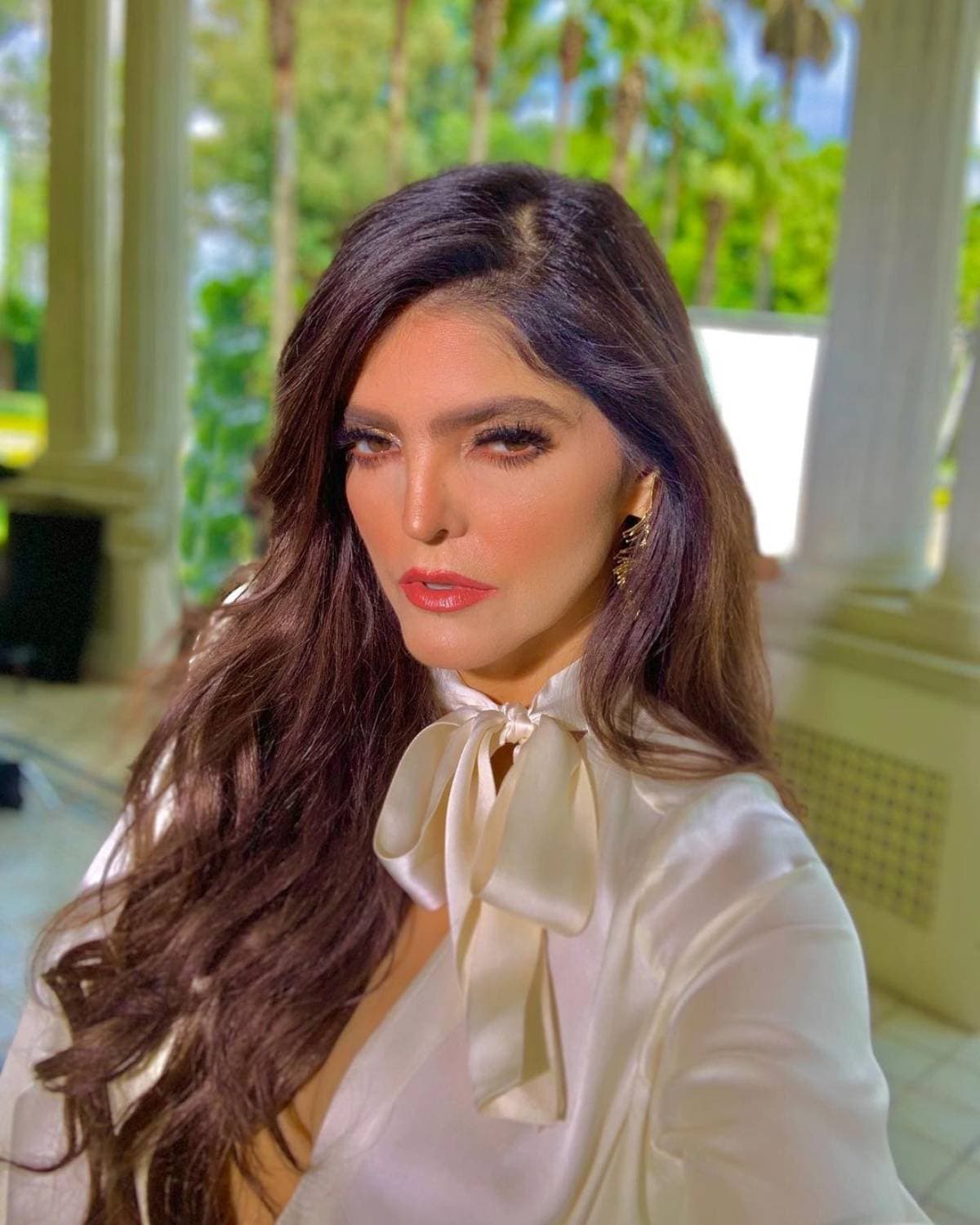 Ana Bárbara está de luto y conmueve con su mensaje de despedida: ‘Con amor hasta el cielo’