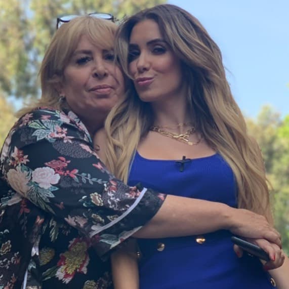Andrea Escalona conmueve al recordar a la fallecida Magda Rodríguez por el Día de las Madres